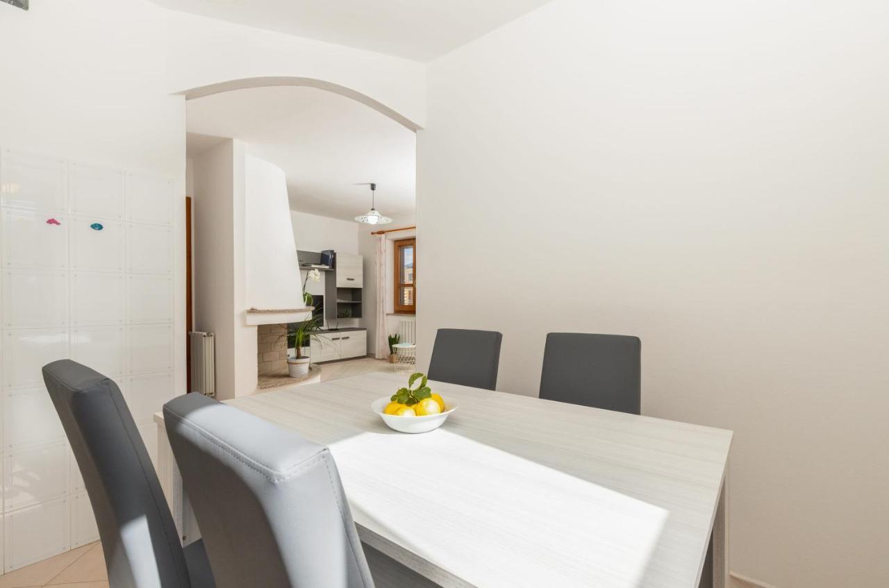 Casa A Due Passi Dal Mare Apartment อาร์บาตักซ์ ภายนอก รูปภาพ